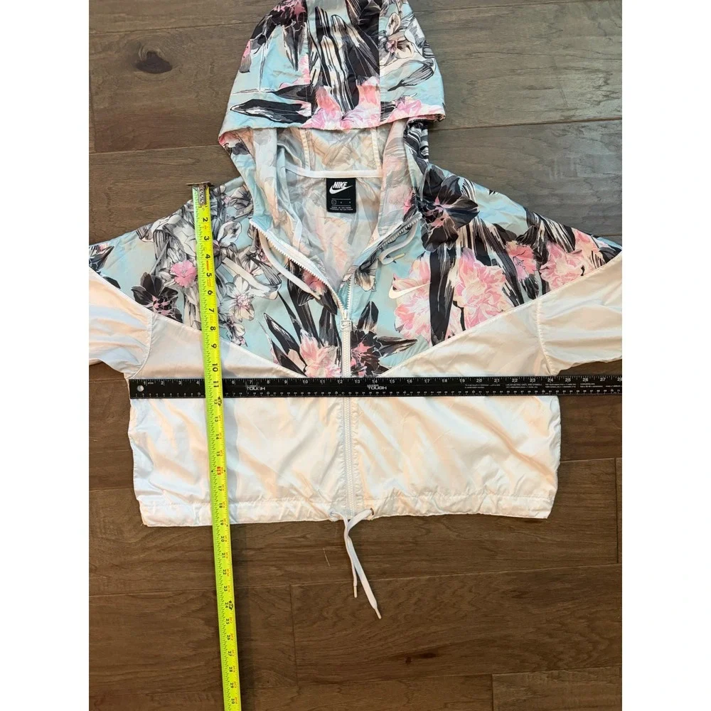 Nike Windbreaker Jacket Womens Large White Floral Cropped Windrunner Full Zip